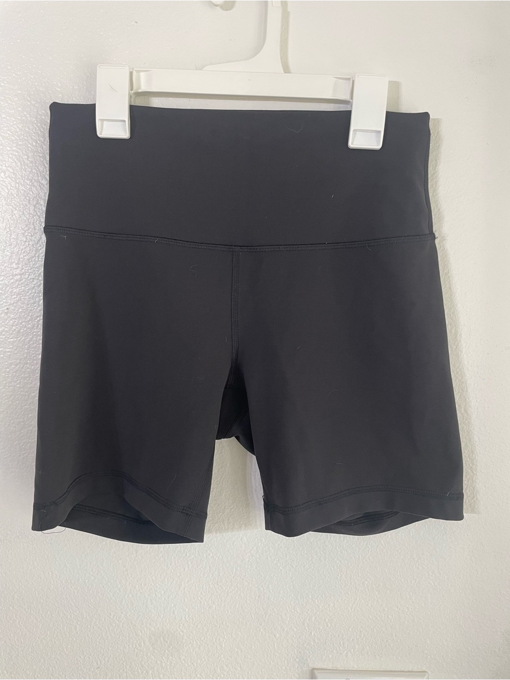 Lululemon Wunder Train High Rise Shorts Black Women's 8 - Picture 2 of 5